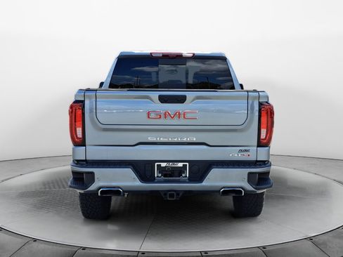 Used 2025 GMC Sierra 1500 AT4 w/ AT4 Premium Package AWD/4WD image 6