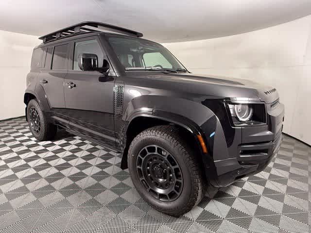 New 2026 Land Rover Defender 110 OCTA AWD/4WD image 9