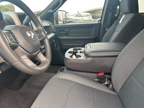 New 2026 RAM 2500 Tradesman AWD/4WD image 18