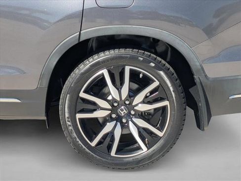 Used 2019 Honda Pilot Touring image 23