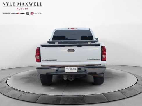 Used 2005 Chevrolet Silverado 1500 LS w/ Light Duty Power Package image 11