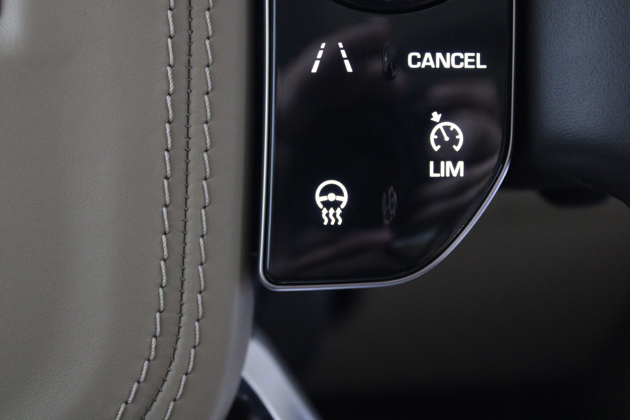 Used 2019 Land Rover Range Rover HSE AWD/4WD image 38