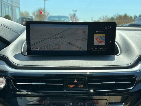 Used 2023 Acura MDX SH-AWD w/ Technology Package image 18