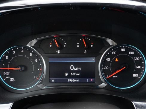 Used 2023 Chevrolet Traverse LT AWD/4WD image 47