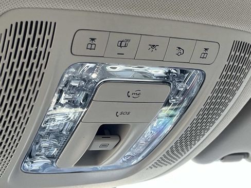 Used 2025 Mercedes-Benz GLE 350 4MATIC image 31