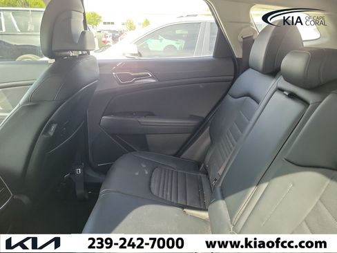 Certified 2023 Kia Sportage SX FWD image 7
