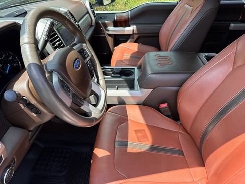 Used 2019 Ford F350 King Ranch w/ King Ranch Ultimate Package AWD/4WD image 18