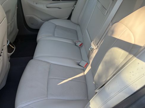 Used 2014 Buick LaCrosse Premium w/ Driver Confidence Package image 9