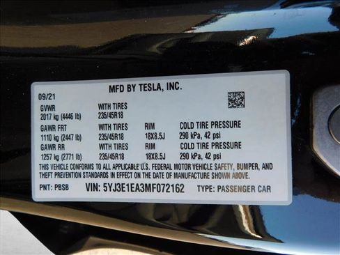 Used 2021 Tesla Model 3 Standard Range Plus RWD image 16