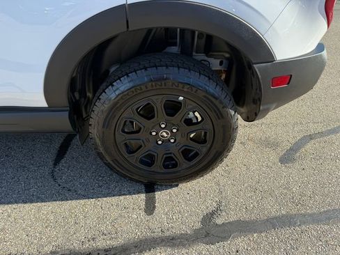 Used 2025 Ford Bronco Sport Badlands image 22