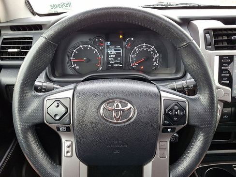 Used 2022 Toyota 4Runner SR5 Premium w/ Moonroof Package RWD image 16