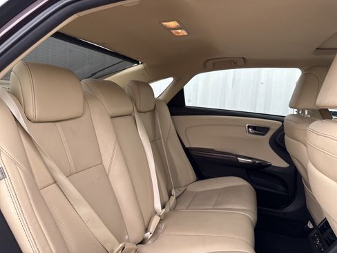 Used 2013 Toyota Avalon Limited image 37
