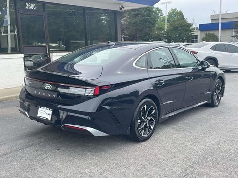 Certified 2024 Hyundai Sonata SEL FWD image 6