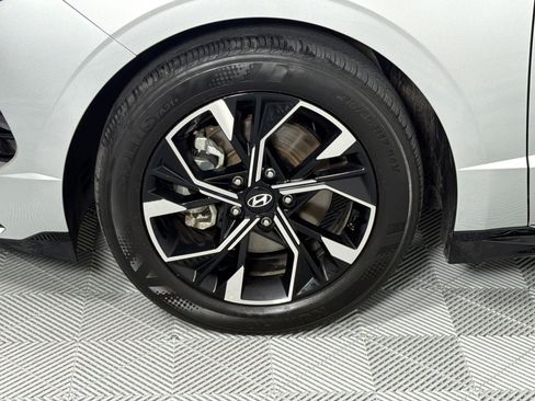 Used 2025 Hyundai Sonata SEL FWD image 13