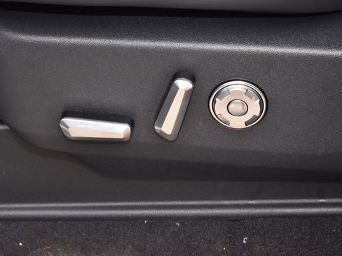 New 2025 Lincoln Navigator L Reserve w/ Jet Appearance Package image 39