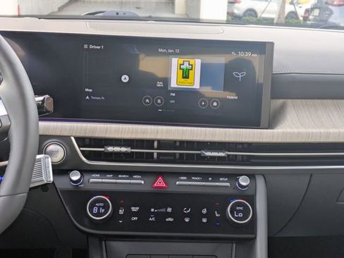 Used 2024 Hyundai Sonata Limited image 15