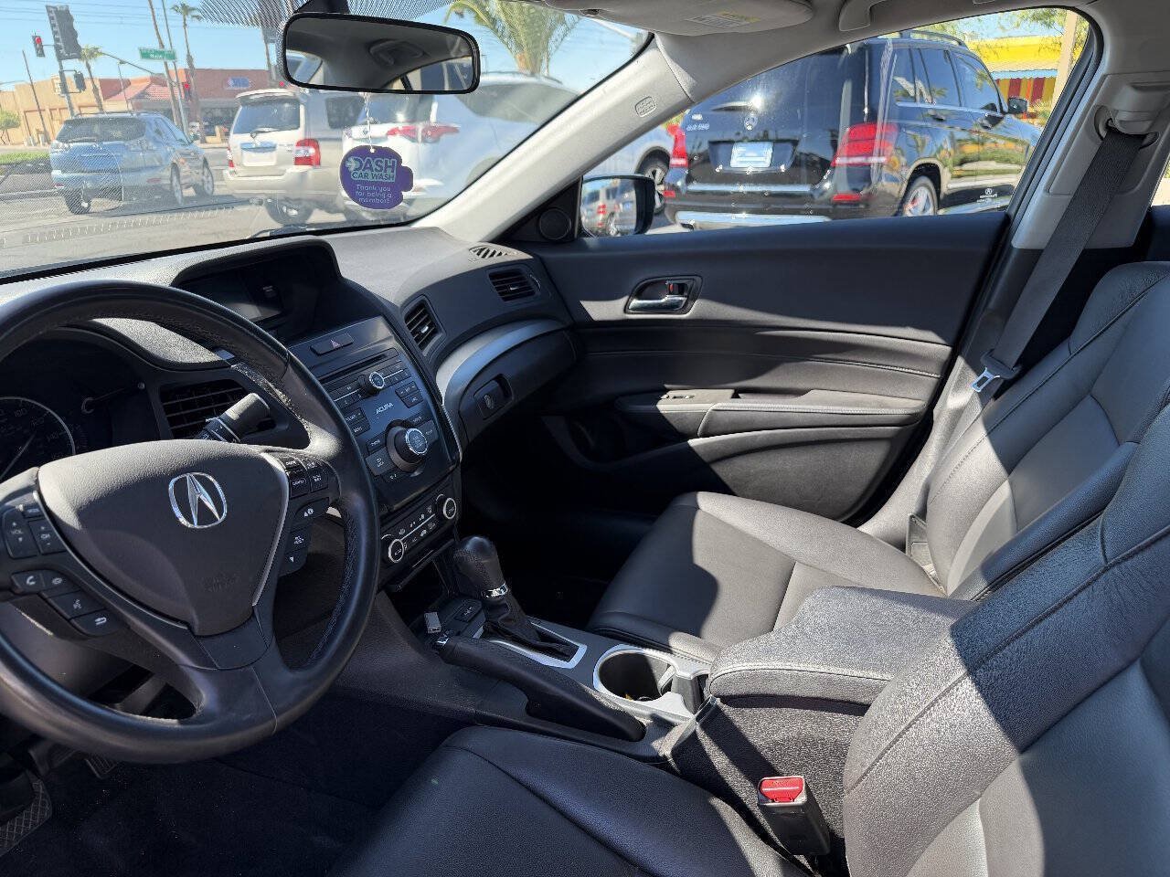 Used 2018 Acura ILX w/ Special Edition Package FWD image 9