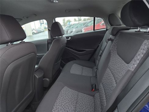 Used 2019 Hyundai Ioniq Plug-In Hybrid image 22