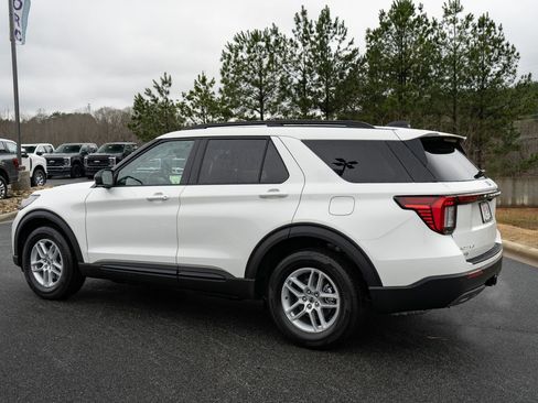 New 2026 Ford Explorer Active w/ Active Comfort Package image 7