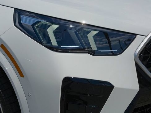 New 2026 BMW X2 xDrive28i w/ Technology Package AWD/4WD image 6