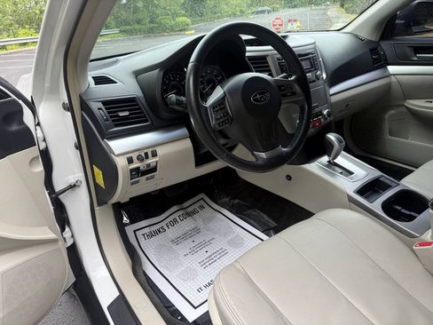 Used 2012 Subaru Outback 2.5i Premium AWD/4WD image 8