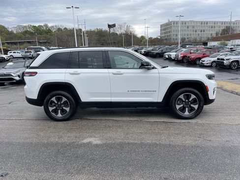 Used 2024 Jeep Grand Cherokee Limited 4xe AWD/4WD image 7