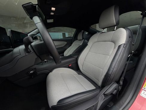 Used 2024 Ford Mustang Coupe image 6