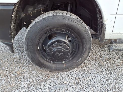 Used 2025 RAM 3500 Tradesman image 37