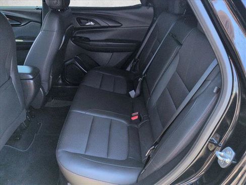 Used 2021 Chevrolet TrailBlazer RS w/ Sun and Liftgate Package FWD image 27