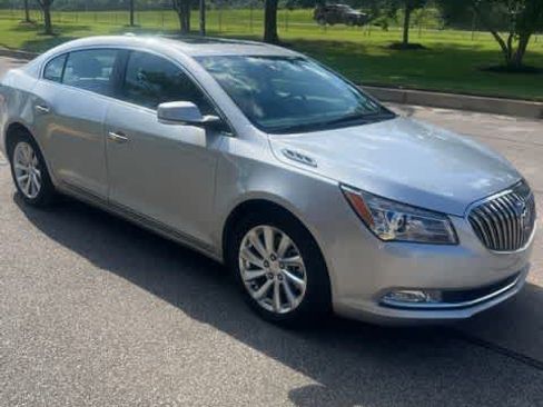 Used 2015 Buick LaCrosse Premium w/ Driver Confidence Package #1 FWD image 10