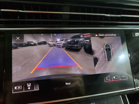 Used 2019 Audi Q8 Premium Plus AWD/4WD image 32