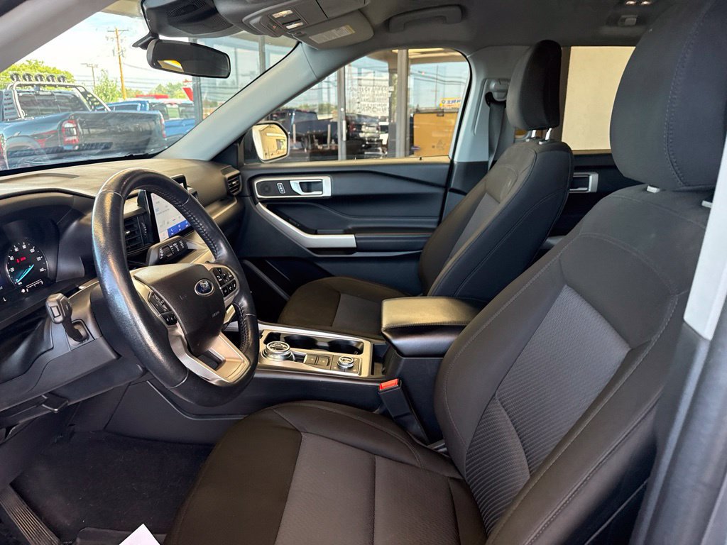 Certified 2023 Ford Explorer XLT AWD/4WD image 13