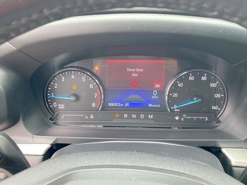 Used 2020 Ford Explorer XLT w/ Equipment Group 202A AWD/4WD image 17