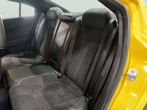 Used 2017 Dodge Charger R/T RWD image 23