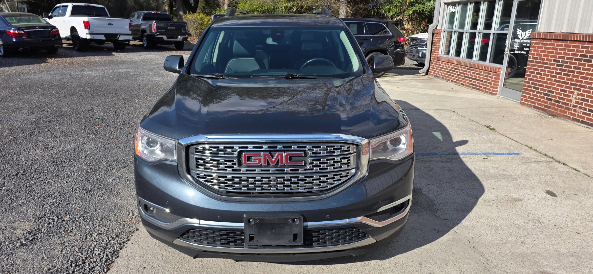 Used 2019 GMC Acadia Denali AWD/4WD image 8