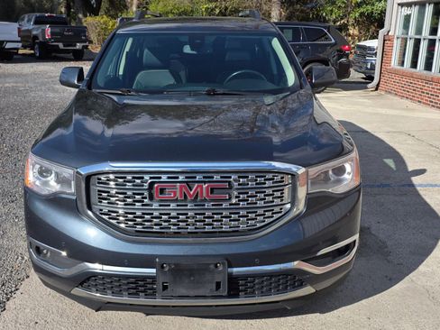 Used 2019 GMC Acadia Denali AWD/4WD image 8