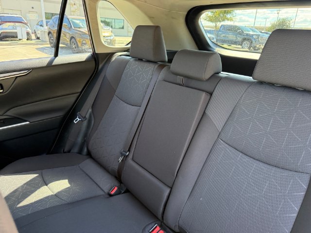 Used 2021 Toyota RAV4 XLE w/ Convenience Package AWD/4WD image 29
