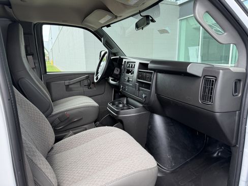 New 2026 Chevrolet Express 2500 w/ Driver Convenience Package RWD image 22