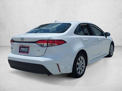 Certified 2024 Toyota Corolla LE FWD image 5