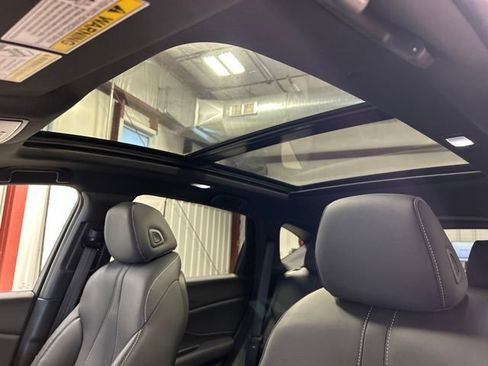 Used 2025 Acura RDX SH-AWD image 33