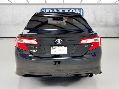 Used 2013 Toyota Camry SE FWD image 6