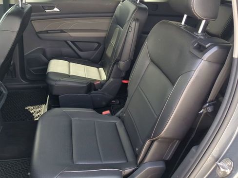 Certified 2022 Volkswagen Atlas SE image 16