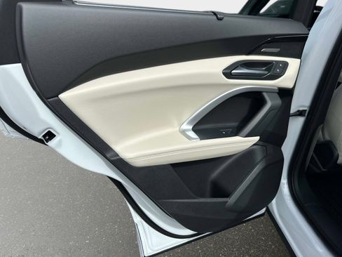 New 2025 Audi Q5 Prestige image 12