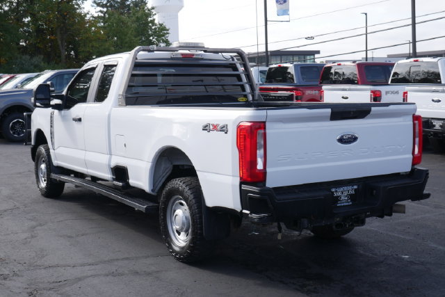 Used 2023 Ford F250 XL w/ F-250 >10K GVWR Package AWD/4WD image 8