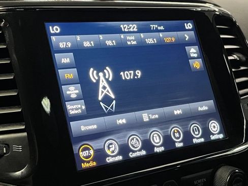 Used 2021 Jeep Grand Cherokee Laredo X AWD/4WD image 26
