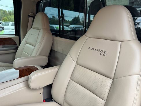 Used 2001 Ford F350 Lariat image 48