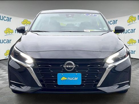 Certified 2023 Nissan Altima 2.5 SV w/ SV Premium Package image 2