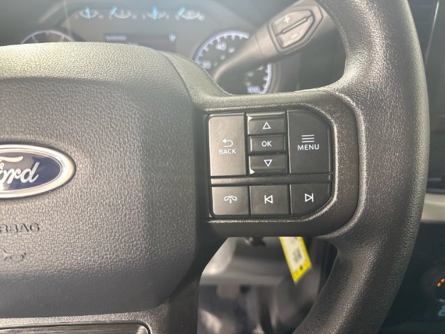Used 2026 Ford F350 4x4 Crew Cab DRW Super Duty image 14
