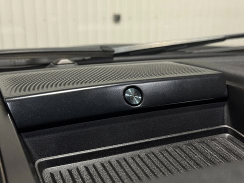 Used 2022 Ford F250 Lariat w/ Chrome Package image 34