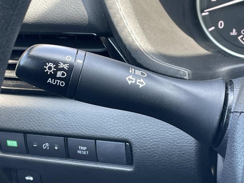 Used 2024 Nissan Sentra SV image 24